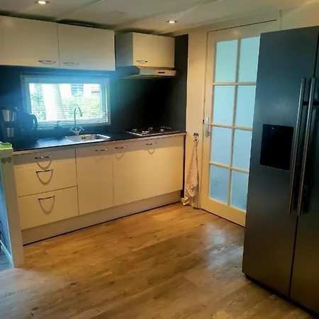 Natuurhuisje Hoenderloo Op De Veluwe הונדרלו